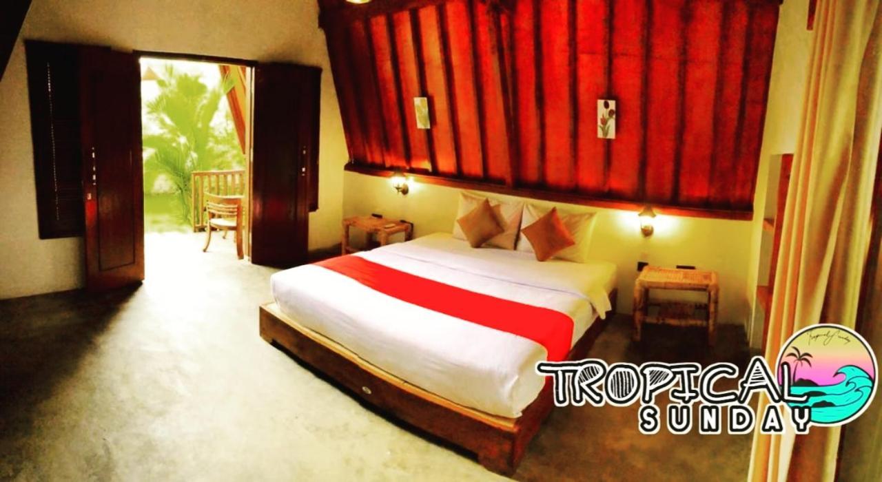 Tropical Sunday Bungalow - Surf And Stay Selong Belanak Luaran gambar