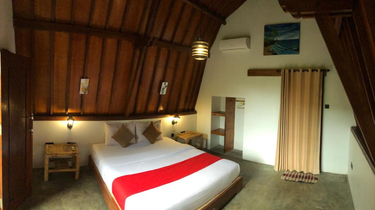 Tropical Sunday Bungalow - Surf And Stay Selong Belanak Luaran gambar