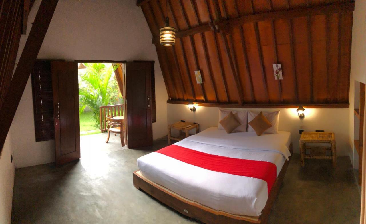 Tropical Sunday Bungalow - Surf And Stay Selong Belanak Luaran gambar